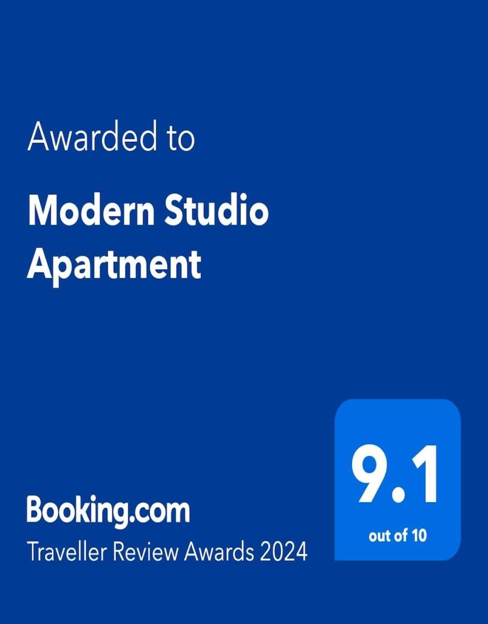 Modern Studio Apartment Лондон Екстериор снимка